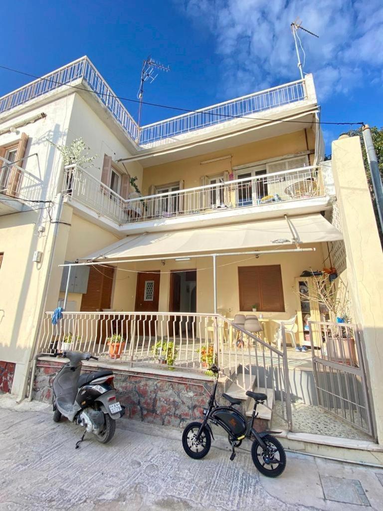 Appartement Vue Sur Mer Soul Family, Egine Aegina Exteriér fotografie